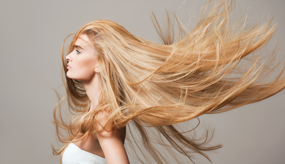 Три процедуры, которые помогут остановить выпадение волос и отрастить их фото к статье